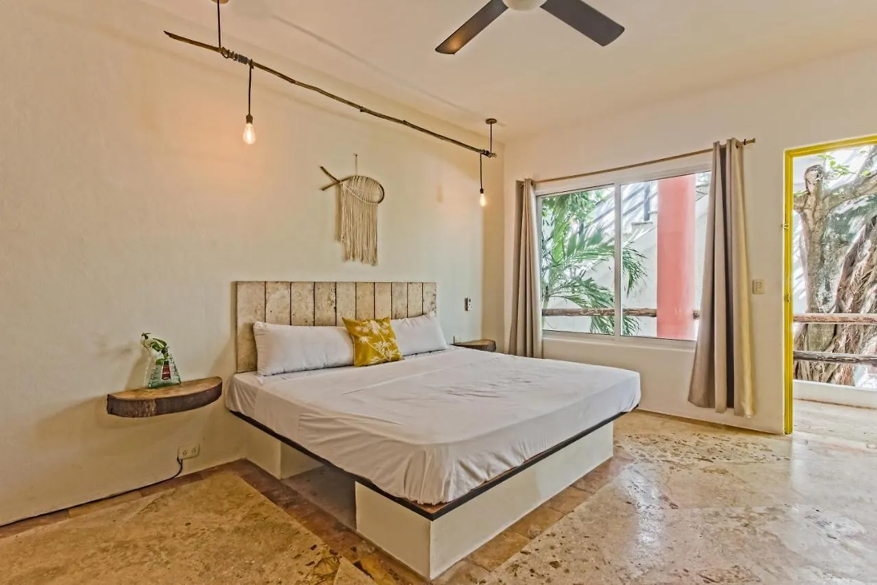 Hotel Rustik-Inn Rooms Playa del Carmen