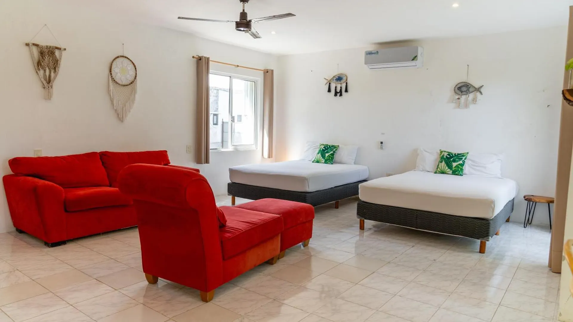 Rustik-Inn Rooms Playa del Carmen Hotel