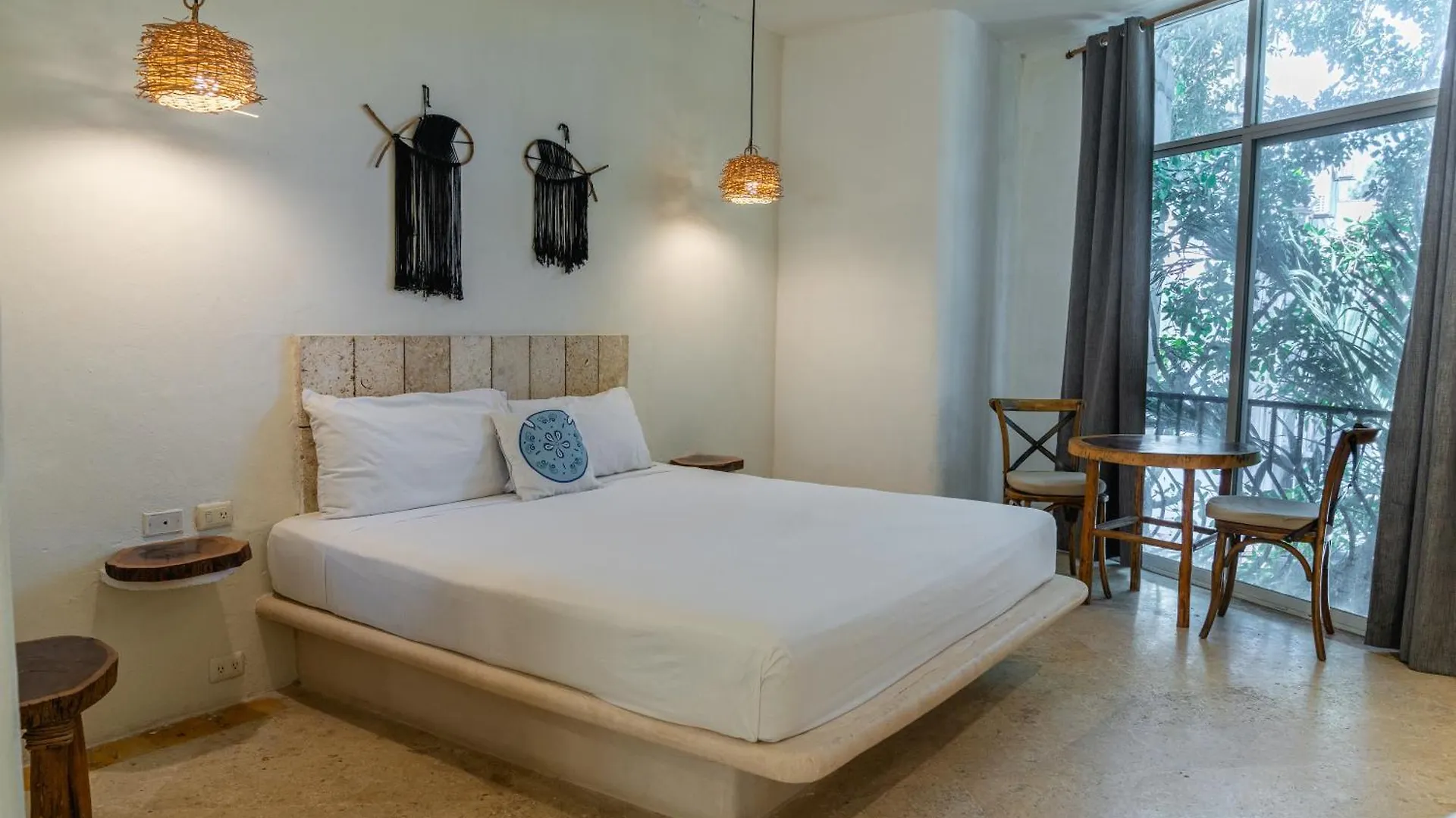 Rustik-Inn Rooms Playa del Carmen Hotel