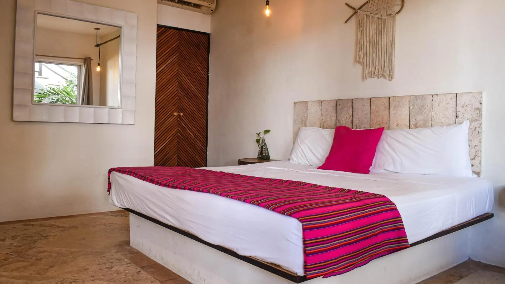 Hotel Rustik-Inn Rooms Playa del Carmen